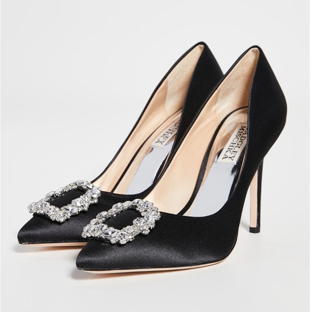 Badgley Mischka Cher pumps great condition. Look brand new.